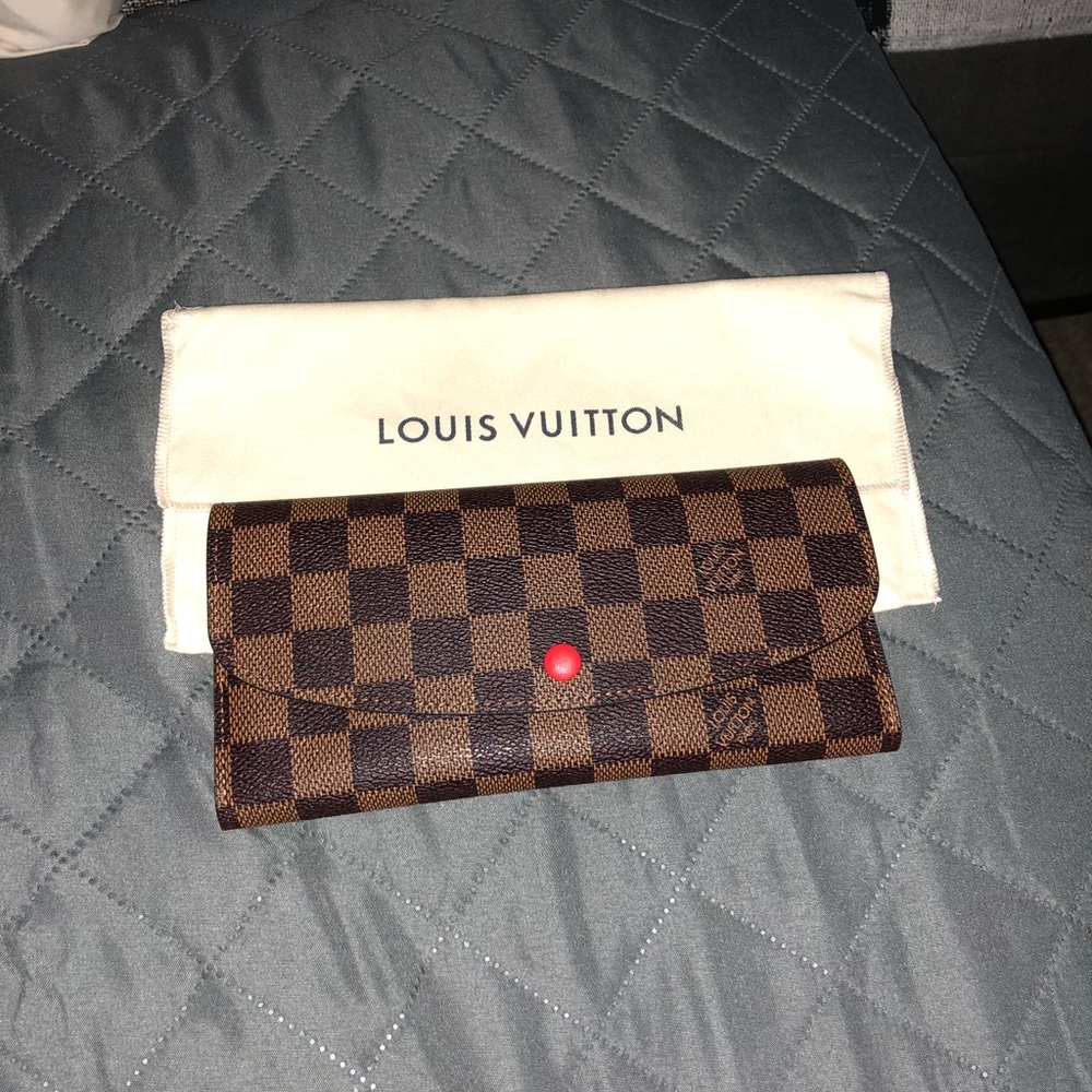Emilie Wallet